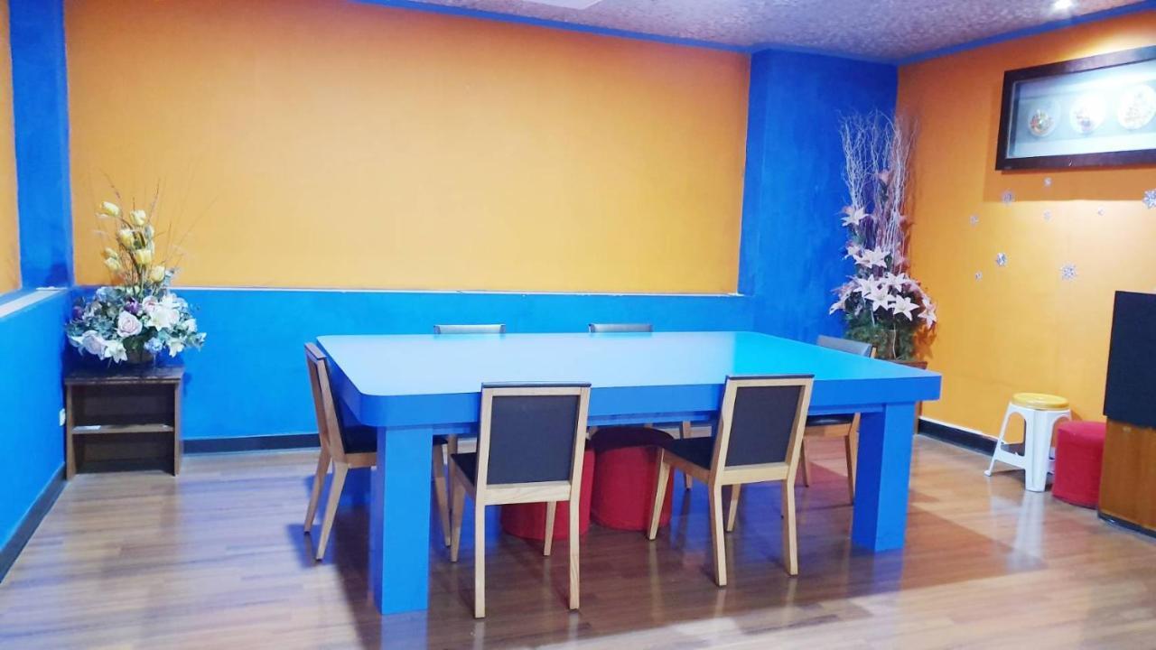 Apple Hotel Taitung Bagian luar foto