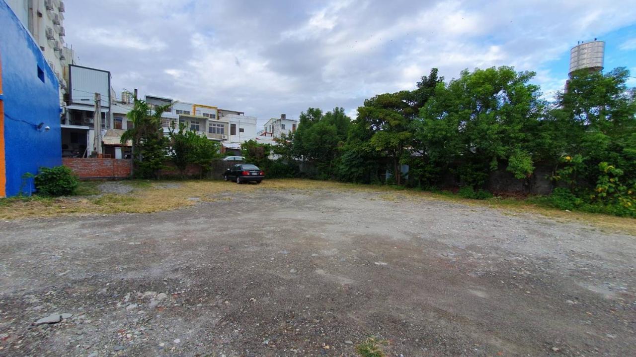 Apple Hotel Taitung Bagian luar foto