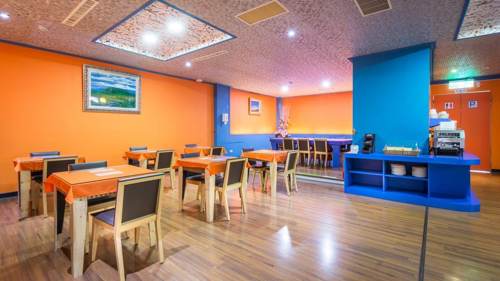 Apple Hotel Taitung Bagian luar foto