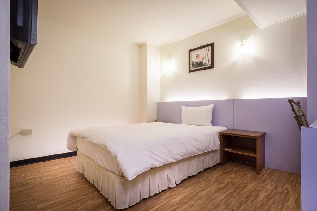 Apple Hotel Taitung Bagian luar foto
