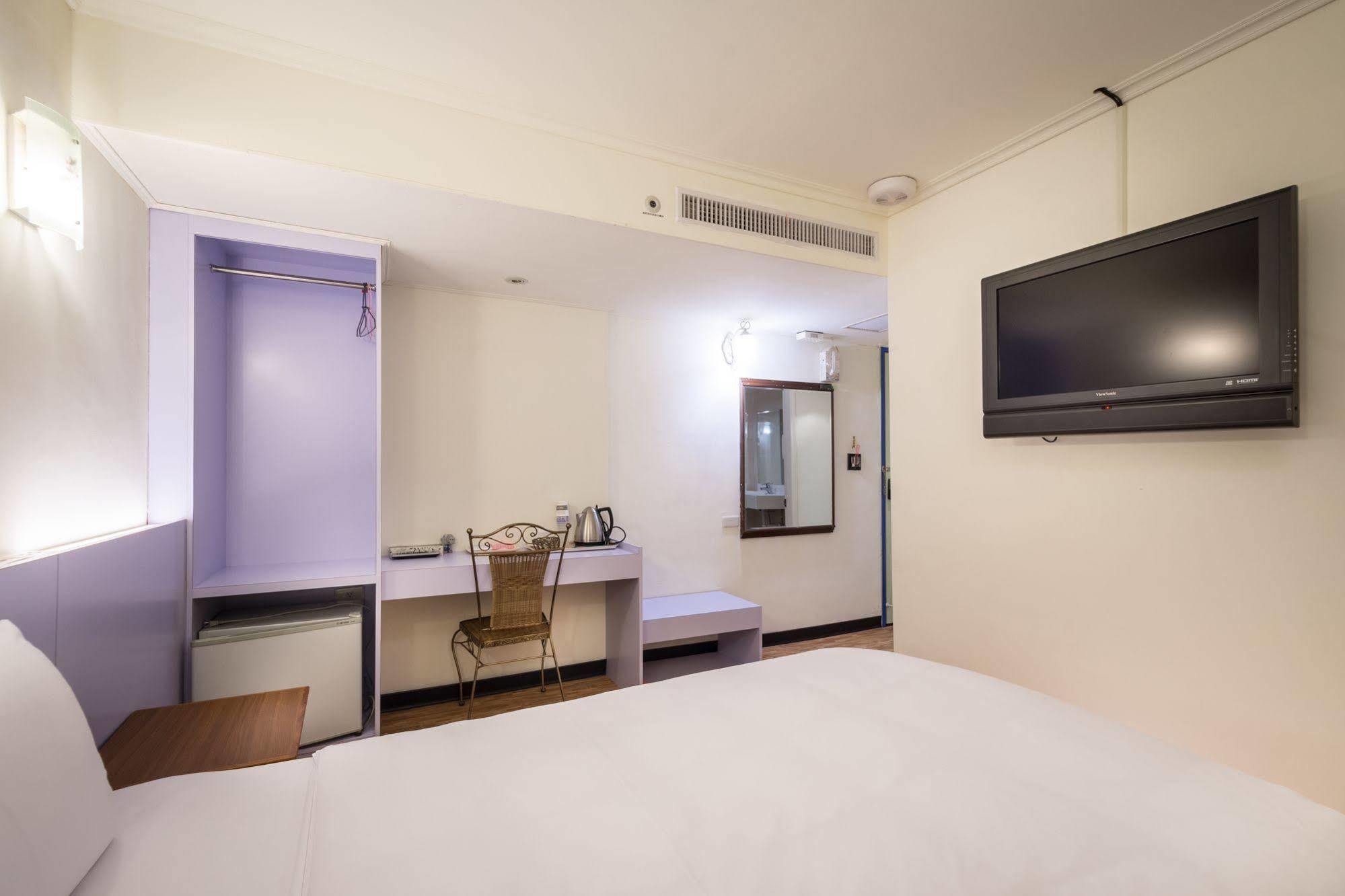 Apple Hotel Taitung Bagian luar foto