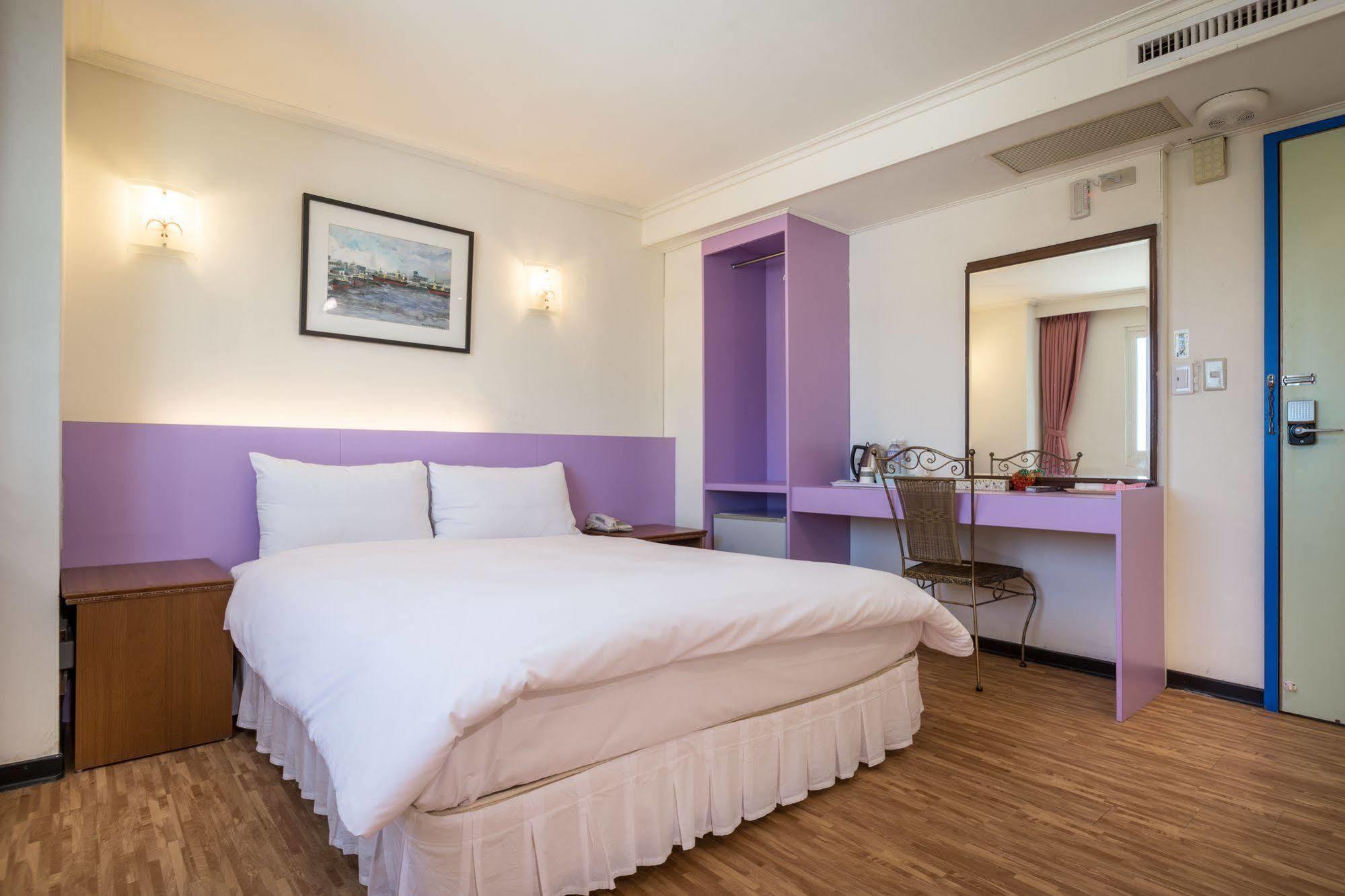 Apple Hotel Taitung Bagian luar foto