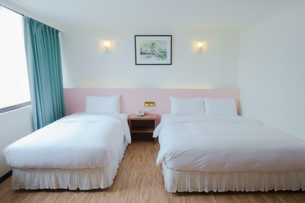 Apple Hotel Taitung Bagian luar foto